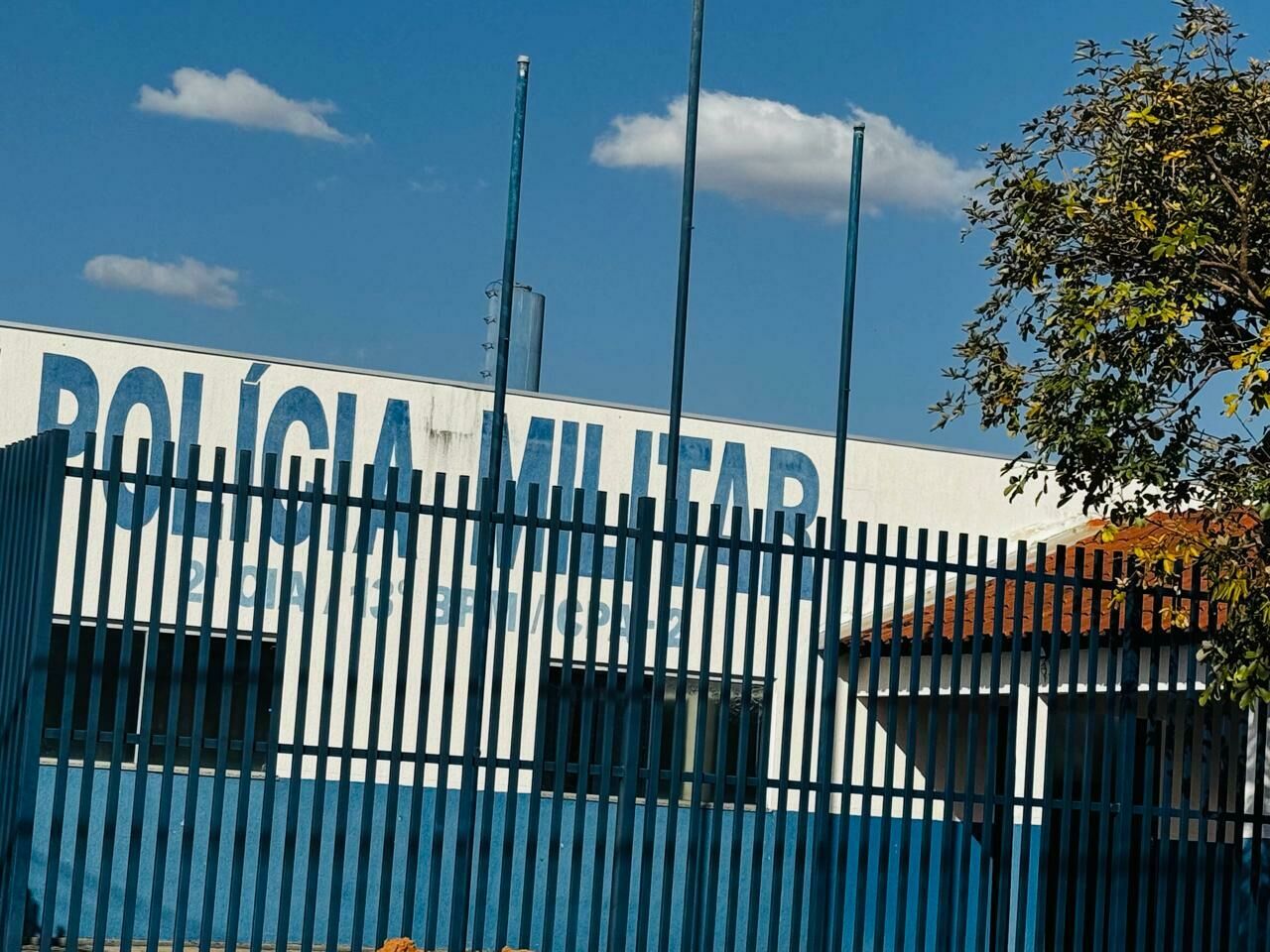 Imagem de compartilhamento para o artigo Aluno é esfaqueado durante briga em pátio de escola em Cassilândia da MS Todo dia